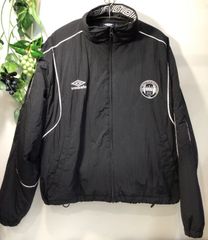 umbro ナイロンジャケット フード付き ブラック - メルカリ
