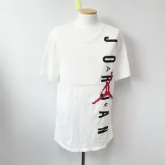 ナイキジョーダン メンズ カジュアル 半袖 105 ジーンズ センスのサムネイル