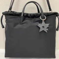 6566【良品】 LAZY SUSAN　レイジースーザン　 トートバッグ　2way　ショルダーバッグ　 ブラック系　黒　ナイロン　レザーハンドル　 星チャーム　巾着型　レディースのサムネイル