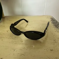 ヴェルサーチェ ヴィンテージ サングラス ブラックのサムネイル