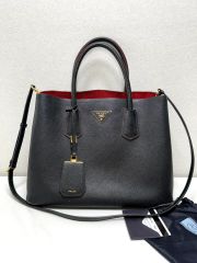 現行・極美品】プラダ レザートートバッグ エンボスロゴ シトロン