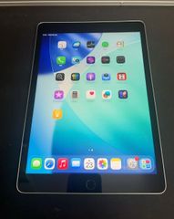 iPad 第9世代 64GB シルバー Cellularモデル SIMフリー ++925083
