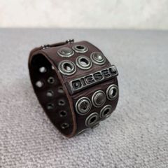 値下げ中】DIESEL ノットデザイン シルバー バングルDx1448 - メルカリ