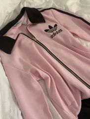 adidas トラックジャケット ジャージ ピンク 刺繍 永瀬廉 L - メルカリ