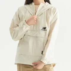 90 ) ニューバランス Anorak（アノラック）ウィンドブレーカー アイボリーのサムネイル