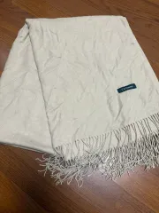 ベージュ カシミア マフラーのサムネイル