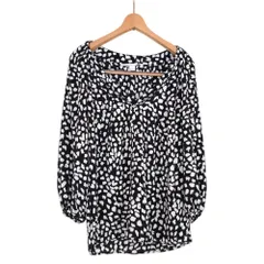 ダイアンフォンファステンバーグ DIANE VON FURSTENBERG オーバー ブラウス シルク 長袖 総柄 4サイズ モノクロ 847988のサムネイル