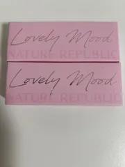 未使用品　2本　NATURE REPUBLIC アイシャドウパレット クールピンクのサムネイル