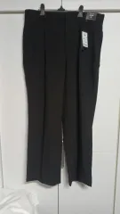 (50%割引) 新品 36 スパオ ワイド ワンタック スラックス ブラック ズボンのサムネイル