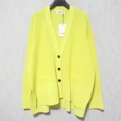 未使用 MACHATT マチャット アモッサワッフルカーディガン 22010303 サイズF イエロー レディース 古着 中古 USEDのサムネイル