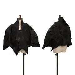 イッセイミヤケISSEY MIYAKE 3Dスチームストレッチプリーツパネル切替ドルマンショートジャケット 黒M位のサムネイル