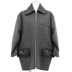 【新品同様】PRADA プラダ カーコート サイズ 38 レディース 2020年製 ウールツイル トライアングル ロゴ ラバープレート アウター グレー 灰色 イタリア製のサムネイル
