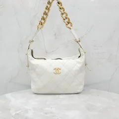 シャネル シーズン キルティング HOBO BAG チェーン ショルダーバッグ 付きのサムネイル