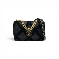 シャネル CHANEL バッグ ショルダーバッグ ブラック ゴールド シルバー シャネル19 ココマーク クロシェ チェーンウォレットのサムネイル