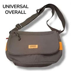 UNIVERSAL OVERALL ユニバーサル オーバーオール ショルダーバッグ ブラック　ユニセックス 軽量 メッセンジャーバッグのサムネイル