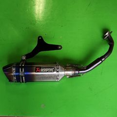AKRAPOVIC アクラポビッチ マフラー エキパイ付 車種不明 現状品 AKRAPOVIC アクラポビッチ バイク マフラー エキパイ付 車種不明 現状
