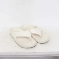 正規品 NIKE(ナイキ) ユニセックス 軽量クッショニング ビーチサンダル フリップフロップ サンダル 250サイズ アイエン(I.N・ジョンイン)ショップのサムネイル