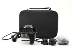 返品保証】☆美品☆ソニー SONY HDR-CX550V ビデオカメラ 《32GB