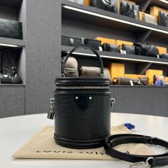 LOUIS VUITTON ヴィトン ユタ キャニオン ブリーフケース - メルカリ
