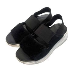 UGG シルバーレイク サンダル ブラック 厚底 - メルカリ