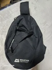 マウンテン EQUIPMENT クロスバッグ ブラックのサムネイル