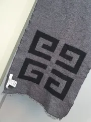 ジバンシィ ウール マフラーのサムネイル