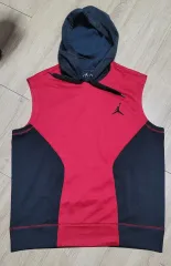 ジョーダン レッド/ブラック フード ノースリーブ Tシャツ レディース オーバーサイズフィットのサムネイル