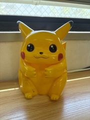 特大ポケットモンスター ピカチュウ 貯金箱 陶器製 - メルカリ