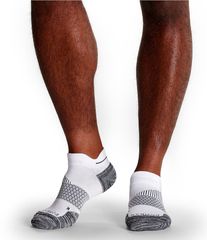 ボンバス メンズ アンダーウェア 靴下 アンクル Bombas Running Ankle Socks White ホワイト