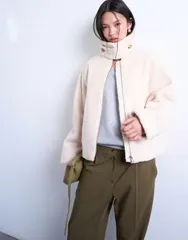 トップショップ レディース アウター ジャケット・ブルゾン Topshop boucle tab detail bomber in cream cream クリームのサムネイル