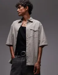 トップマン メンズ トップス シャツ リラックスフィット Topman relaxed fit short sleeve textured plaid shirt in stone STONE ストーのサムネイル