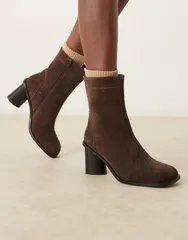 エイソス レディース シューズ ブーツ・レインブーツ スエード アンクル ブーツ ASOS DESIGN Rex suede round toe ankle boots in chocolate CHのサムネイル