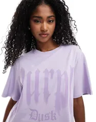 モンキ レディース トップス Tシャツ プリント シャツ Monki oversized Tshirt with front print in lilac Lilac ライラックのサムネイル