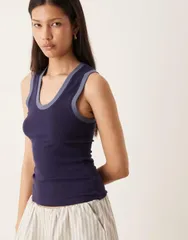 フリーピープル レディース トップス タンクトップ コート Free People longer days tank top in peacoat Pea Coatのサムネイル
