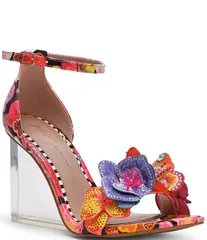 ベッツィジョンソン レディース シューズ サンダル Betsey Johnson Santino Butterfly and Flower Wedge Dressandals BlackMulti ブのサムネイル