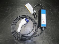 TOYOTA 電気自動車用充電ケーブル G9060-47500 7.5M - メルカリ