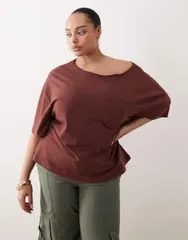 エイソス レディース トップス Tシャツ ASOS Curve ASOS DESIGN Curve slouchy off shoulder oversized tee in chocのサムネイル