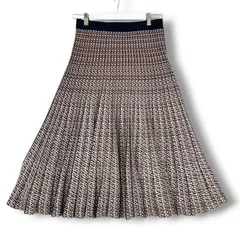 BAUM UND PFERDGARTEN バウムウンドヘルガーデン ニットプリーツスカート 総柄 ラメ ウエストゴム ホワイト レッド 白 赤 サイズS レディース 秋 冬 ゴーゴー古着久喜倉庫店 22 No.2771のサムネイル