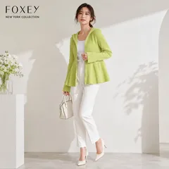 【エンジェルヘアコットン パーカー 】FOXEY NEW YORK COLLECTION 40009 /フォクシーニューヨークコレクション38 ピスタチオ   ロゴプレート付 上品 軽羽織 通年 エレガントのサムネイル
