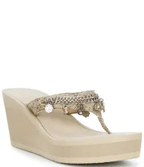ゲス レディース シューズ サンダル プラットフォーム ロゴ Guessutton Charm Logo Wedge Platform Thong Sandals Gold ゴールドのサムネイル