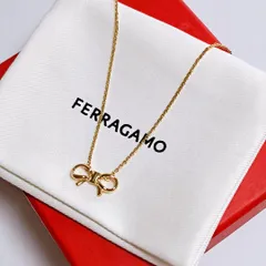 箱訳あり【新品未使用・ヨーロッパ輸入品】FERRAGAMO リボン ネックレス ゴールド フェラガモ ユニセックス（メンズ・レディース）のサムネイル