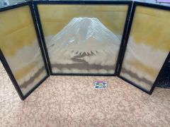 横山大観「神国日本」掛軸 工芸品 複製 共箱 絹本 富士山 日本画 O-38