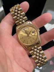 稼動 ブローバ クオーツ スーパーセビル メンズ腕時計 ゴールド 