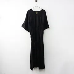 【値下げ】美品 2023年 ハグオーワー クロスアンドクロス HUG O WaR Cloth&Cross リネンレーヨン Vネックカフタンワンピース 2 黒┃【2400014567335】のサムネイル