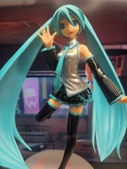 初音ミク Lat式 Ver.」 1/8スケールフィギュア - メルカリ