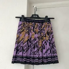 (ロゼ着用 新品) Versace ヴェルサーチェ バロック ロゴ プリーツ スカートのサムネイル