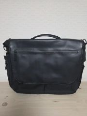 新品 LORINZA ロリンザ メッセンジャーバッグ 大容量 ブラック - メルカリ