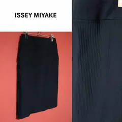 ISSEY MIYAKE イッセイミヤケ リブ スリットデザイン スカートのサムネイル
