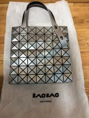 BAOBAO illusion シルバーベース 7×7 スモールサイズ - メルカリ