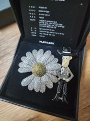 CASETiFY トイ・ストーリー | ピースマイナスワン Jewel Pin - メルカリ